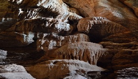 Hathisar Caves